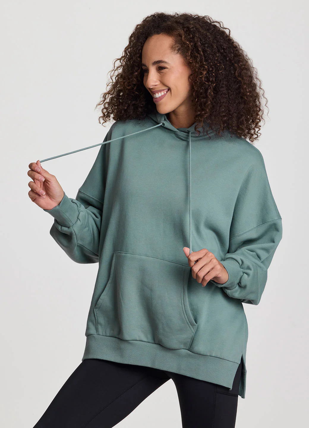 Everyday Go-To Oversized Fleece Hoodie - Image 10