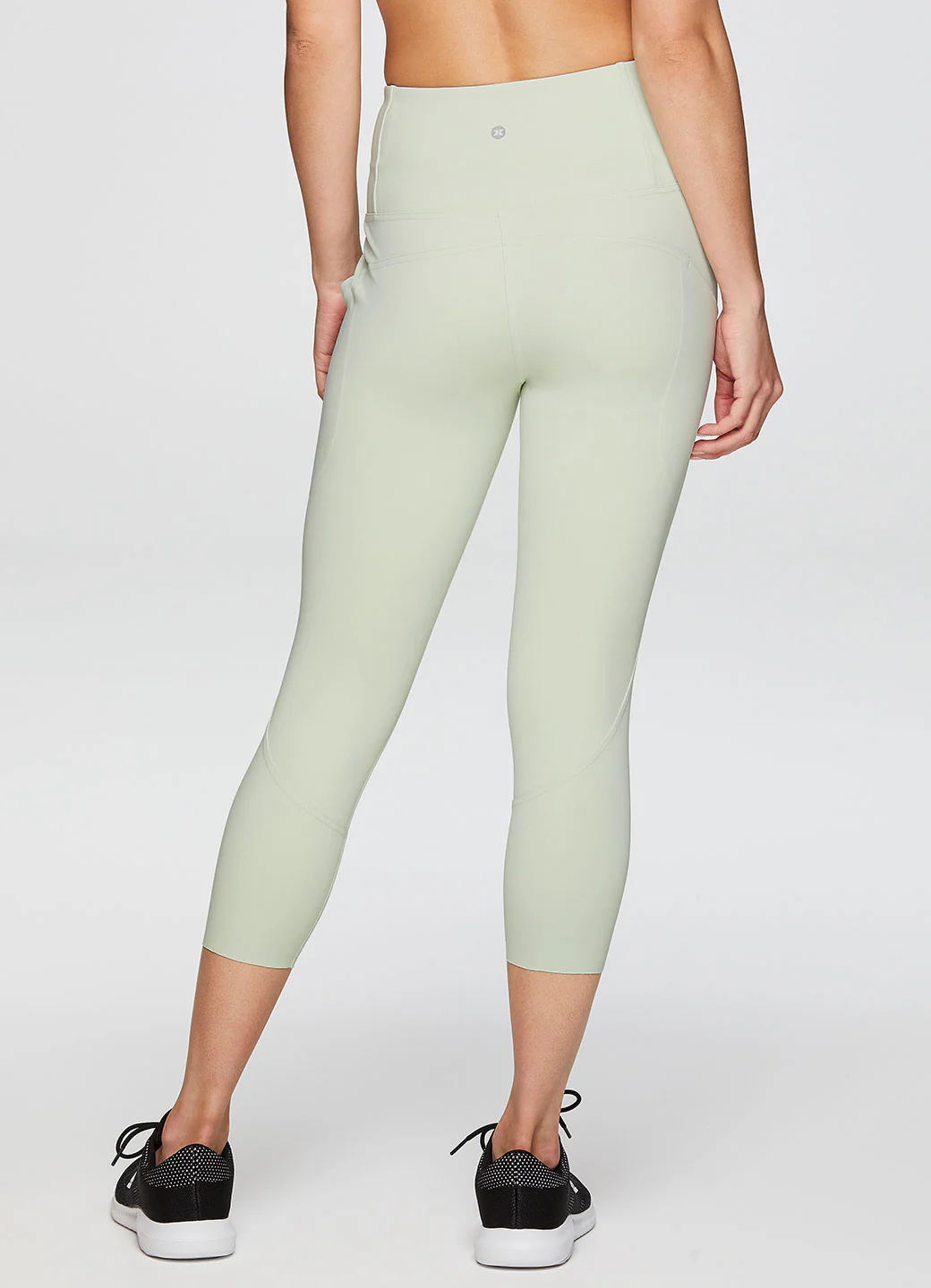 Lightweight Ultra Hold Capri - Image 13