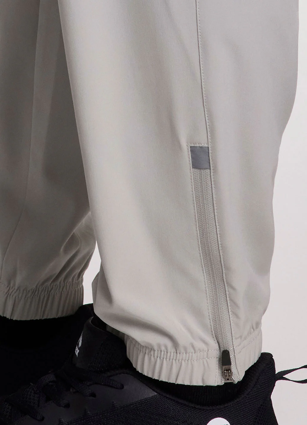 Peak Performance Jogger - Image 8
