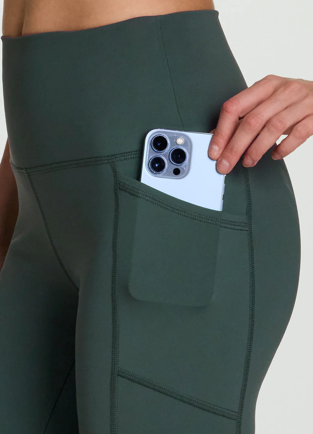 Tech Flex Ultra Hold 7/8 Legging - Image 24