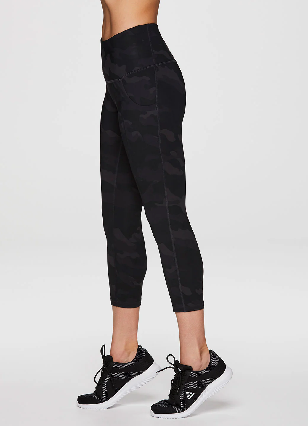 Prime Ultimate Camo Capri - Image 5